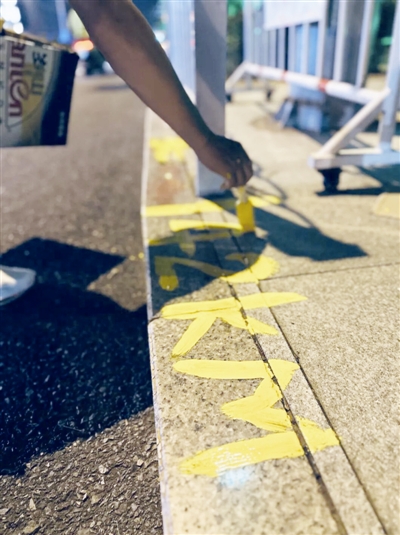 避免了道路, 一路津门美, 只待鸣枪开 避免了道路, 一路津门美, 只待鸣枪开